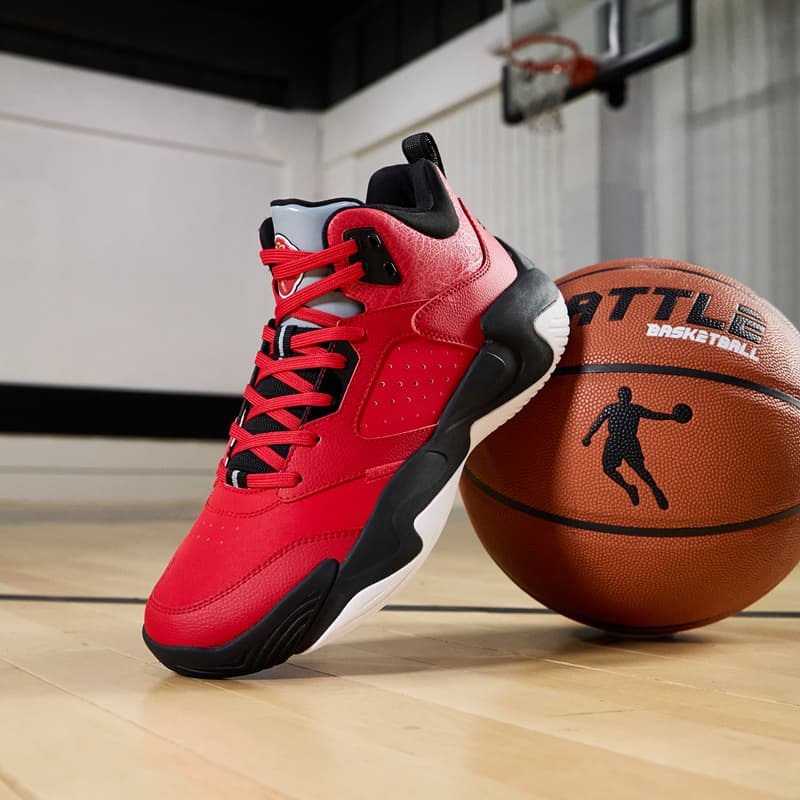 ハイカットスニーカー バスケット 安定性 衝撃吸収性 すべりにくい かっこいい 痛くならない 疲れにくい 通気性 スポーツ デイリーユース