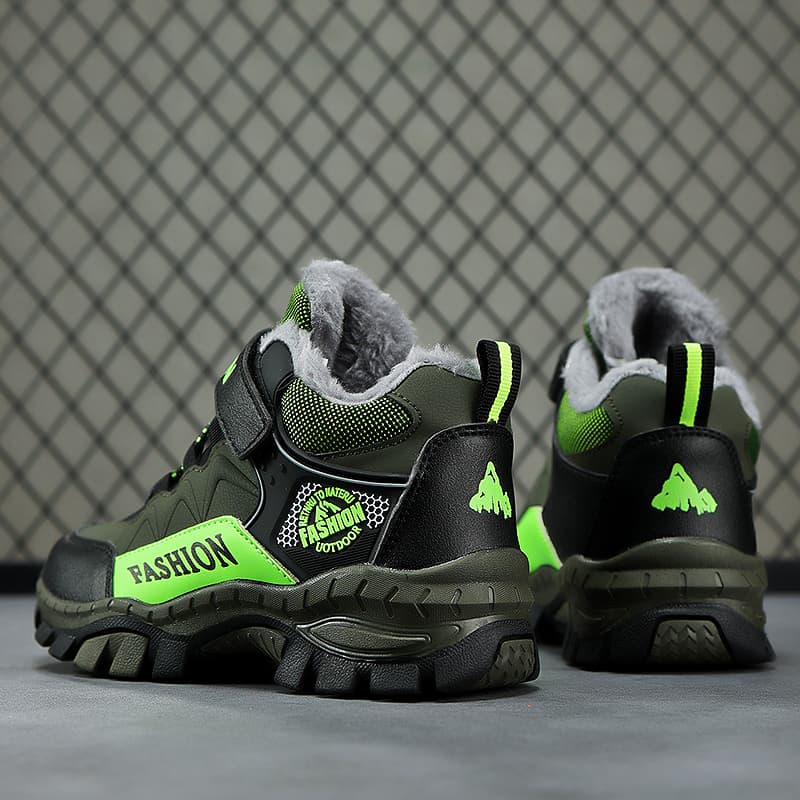 ハイカットスニーカー 定番 もこもこ アウトドア ハイキング トレッキング ウォーキング 登山 すべりにくい  裏ボア グリップ力 安定感