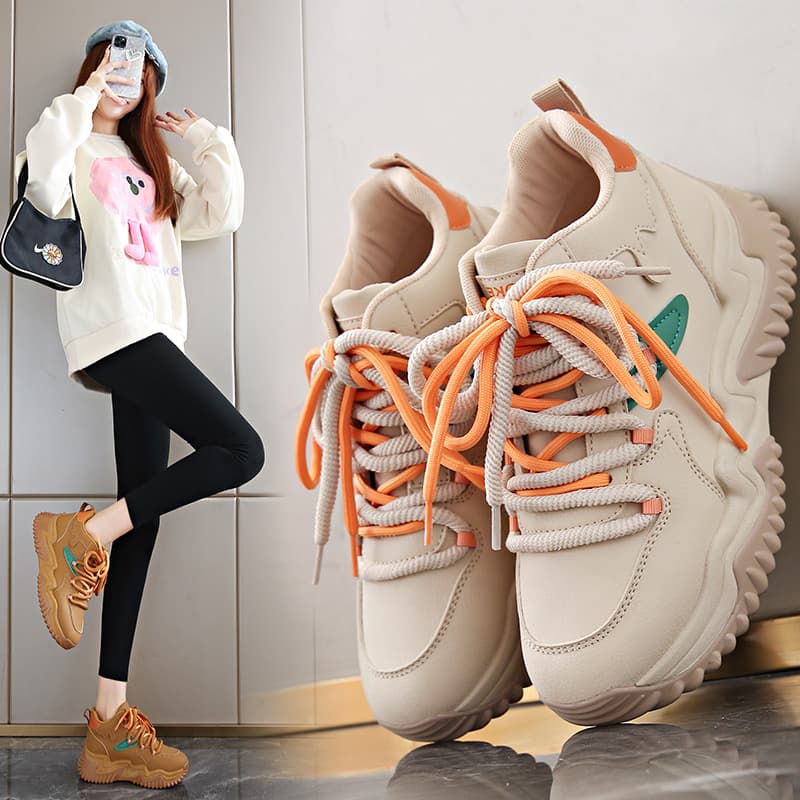 【ポップ・ボリューム】厚底スニーカー ベージュ×オレンジ | チャンキーソール 異素材ミックス カジュアル ストリート