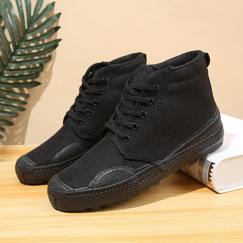 ハイカットスニーカー 日常使い アウトドア ハイキング 登山 トレッキング ウォーキング 耐滑 すべりにくい 快適歩行 履き心地