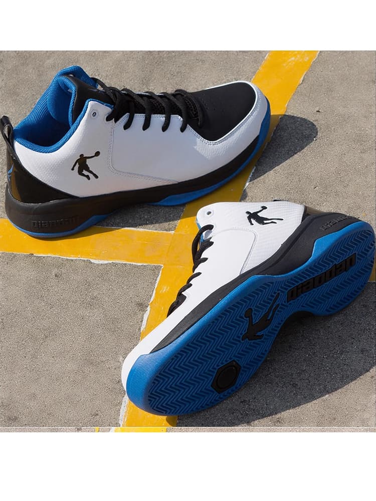 ハイカットスニーカー 快適 バスケットボール スポーツ 部活 学校 軽量 履きやすい 滑り止め 衝撃吸収性 安定感 ボリュームソール