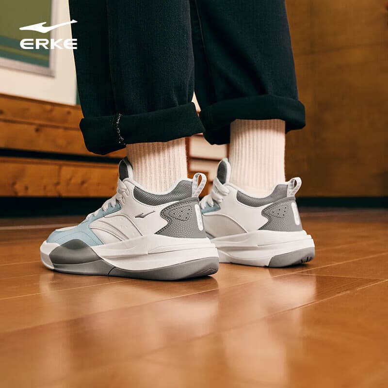 ハイカットスニーカー クッション クール 人気 軽量 スポーツ 安定感 ランニングスニーカー 通気性