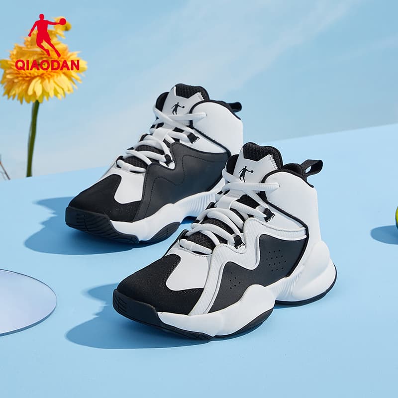 【都会派アスリート】ハイカットスニーカー ベージュ×グレー | 厚底 バスケットスタイル ストリート 異素材コンビ