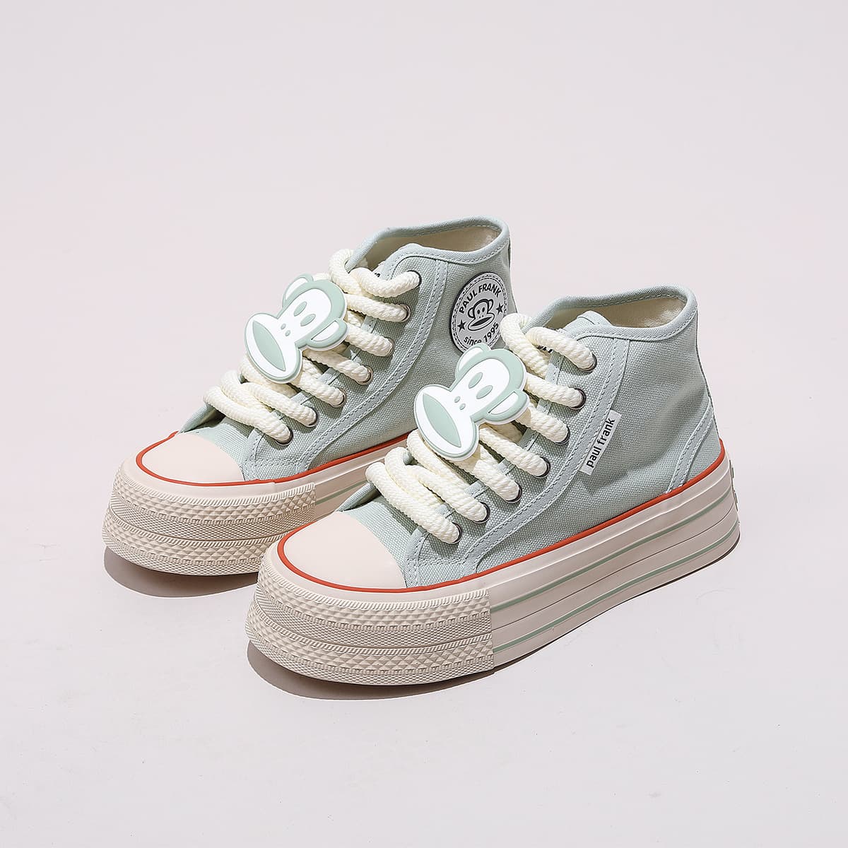 ハイカットスニーカー シンプル カジュアル 可愛い かわいい 目立つ 遊び心 デイリーコーデ デイリーユース 履きやすい 歩きやすい