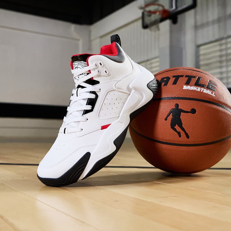 ハイカットスニーカー バスケット 安定性 衝撃吸収性 すべりにくい かっこいい 痛くならない 疲れにくい 通気性 スポーツ デイリーユース