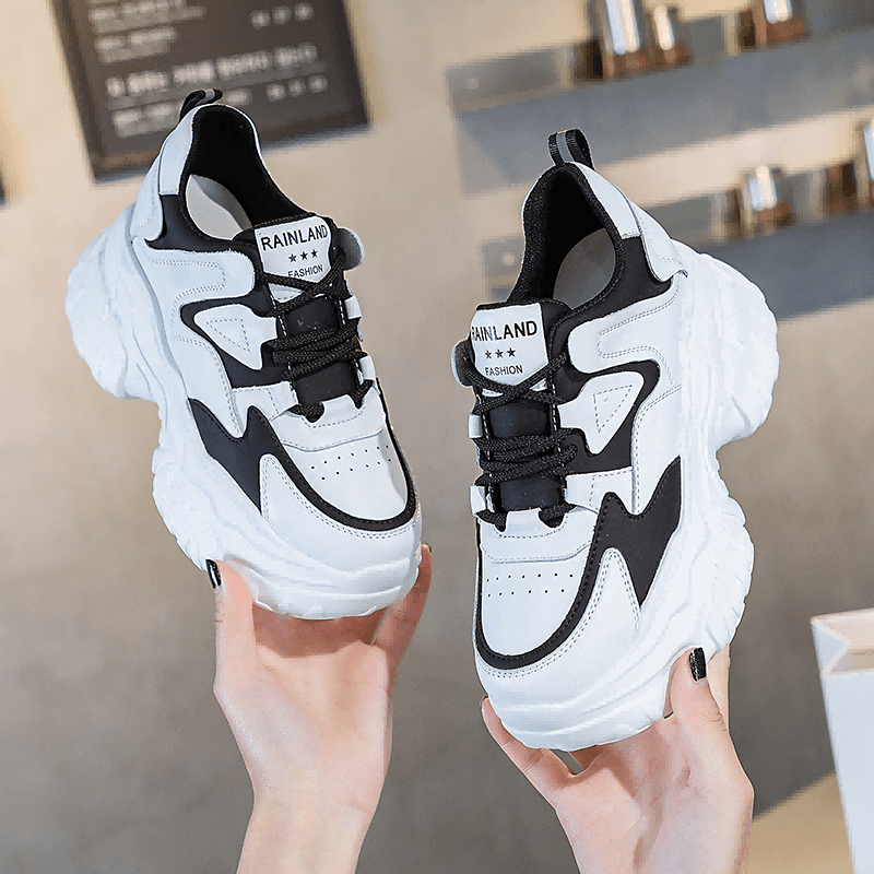 ハイカットスニーカー 美脚効果 カジュアル シンプル かわいい 快適歩行 厚底ソール クッション性 軽量設計 疲れにくくフィット感