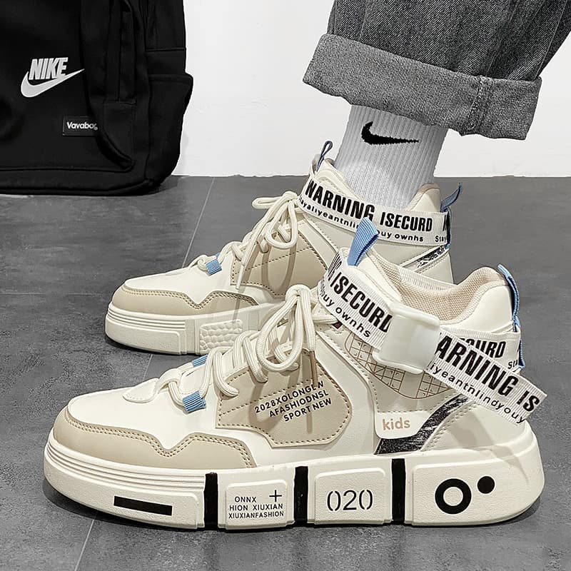 ハイカットスニーカー かっこいい 目立つ 遊び心 ストリート系 厚底設計 カジュアル デイリーコーデ ストリート 履きやすい 通気性