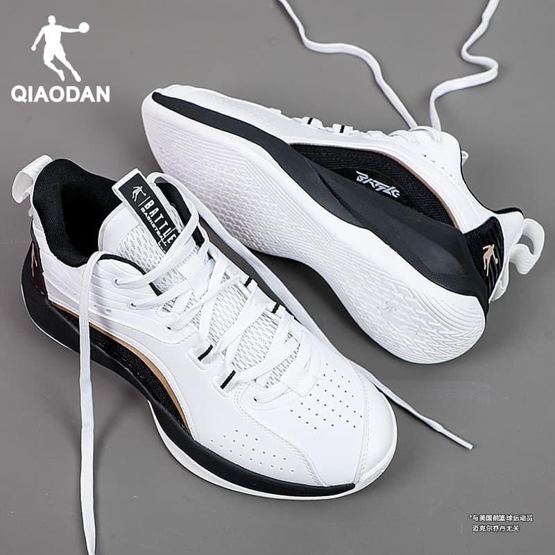 ハイカットスニーカー 軽量 プロフェッショナル 競技シューズ バスケットシューズ 部活 ジョーダン 防水レザー