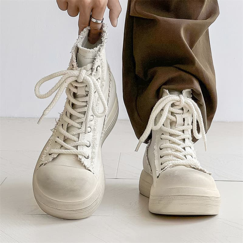 ハイカットスニーカー 伸長効果 カジュアル シンプル スタイリッシュ きれいめ オールシーズン デイリーユース スエード素材 軽快