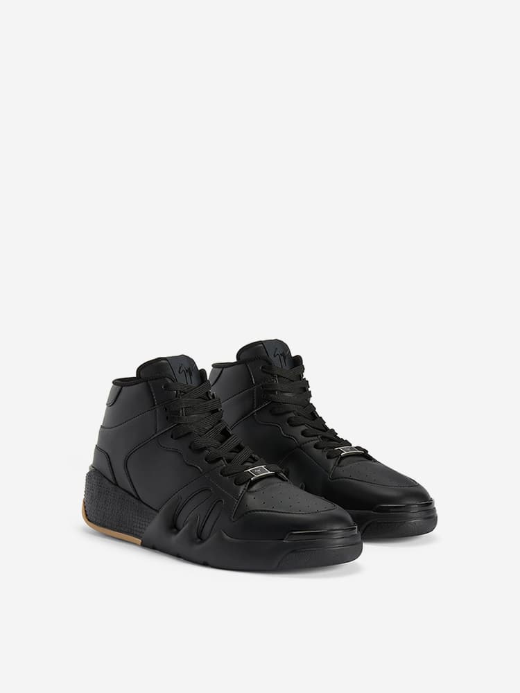 ハイカットスニーカー クッション性 グリップ力 通勤 会社 すべりにくい 快適歩行 レースアップ クール 高級感 痛くならない 耐滑