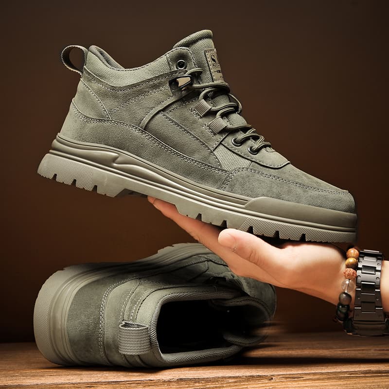 ハイカットスニーカー スエード調 耐久性 厚底ソール 日常使い アウトドア クッション性 グリップ力 スタイリッシュ レースアップデザイン