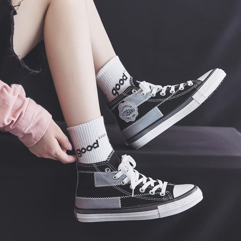 ハイカットスニーカー クッション性 厚底ソール カジュアル 履きやすい 歩きやすい シンプル かわいい デイリーユース 通学 学校