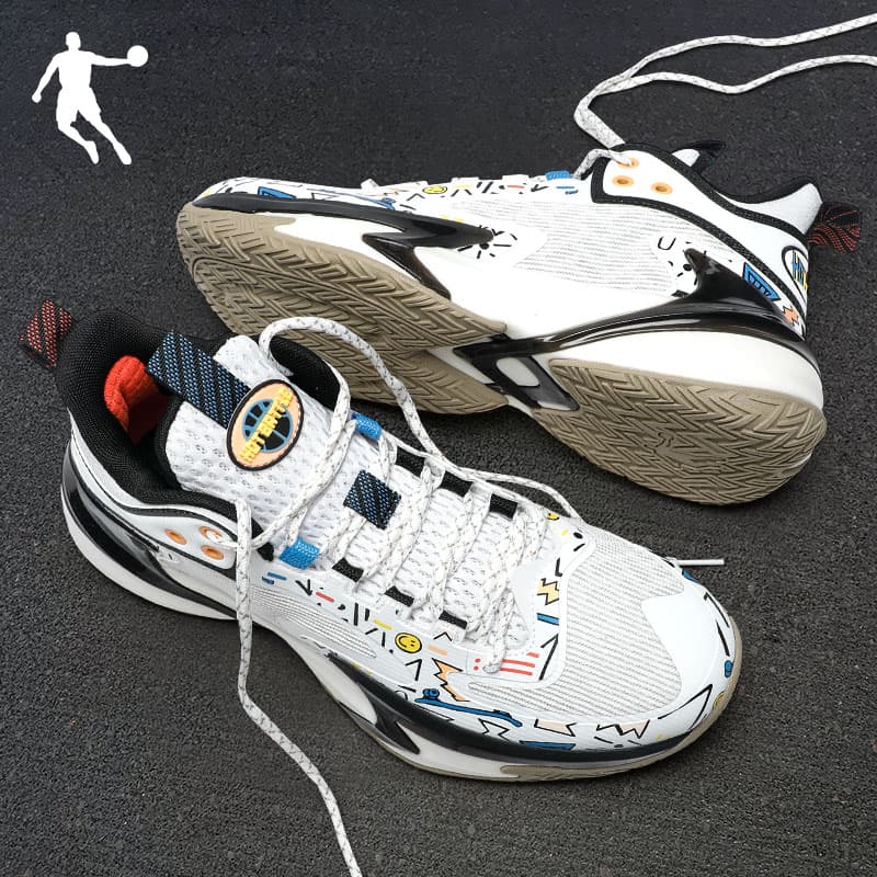 【バニー・ダイナミクス】バスケットスニーカー ブルー×オレンジ | ラビットアイコン 和柄風テキスタイル 高機能スポーツソール